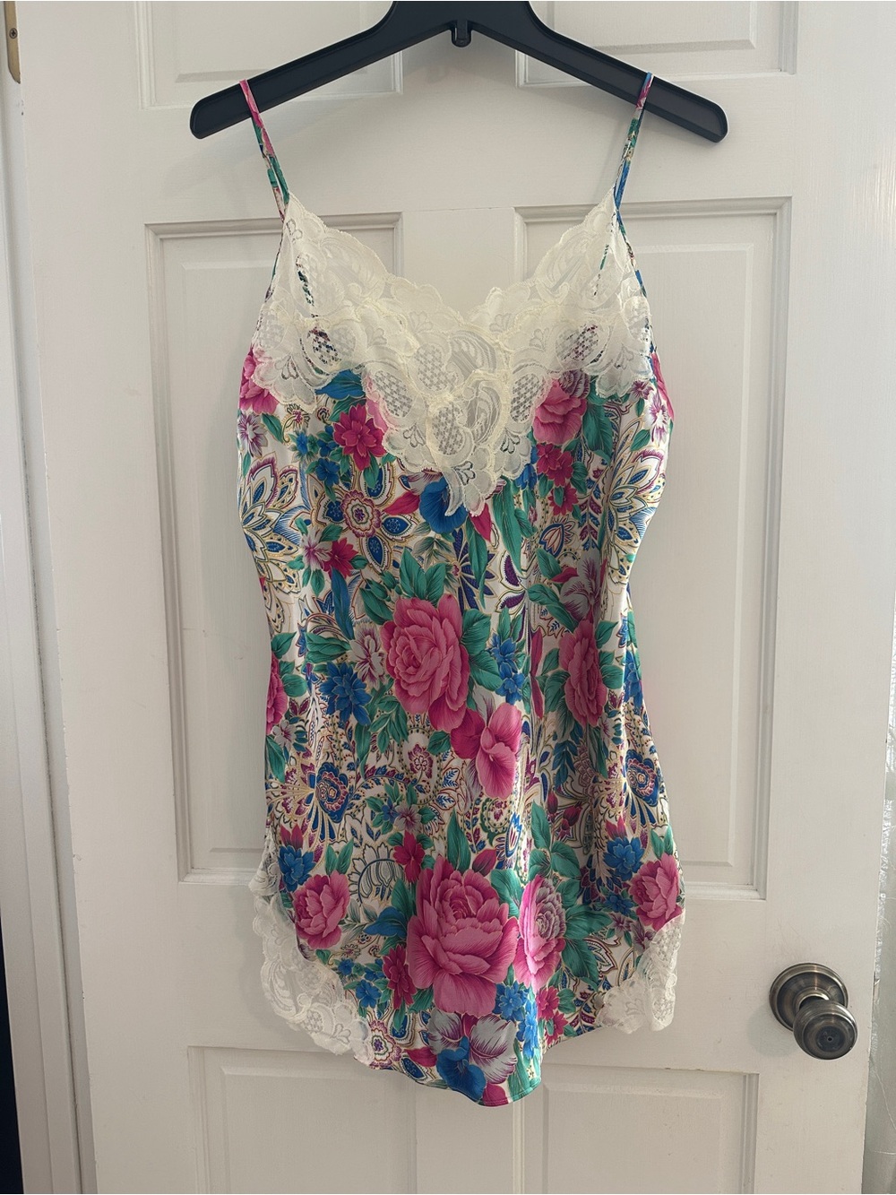 Vintage Victoria's Secret Gold Label floral satin slip nightgown, L